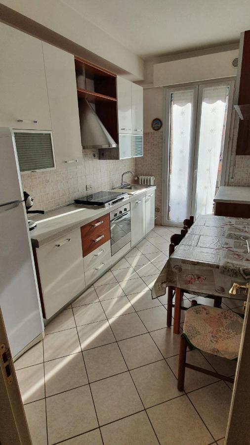Comfort House Pesaro Buitenkant foto